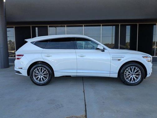 2025 Genesis GV80 2.5T