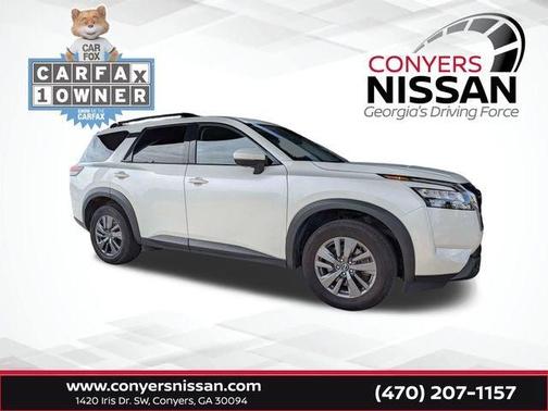 Pearl White 2024 Nissan Pathfinder SV