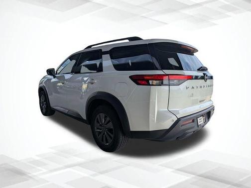 Pearl White 2024 Nissan Pathfinder SV