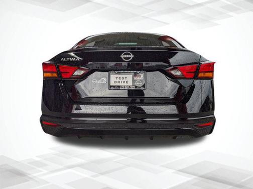 2025 Nissan Altima S FWD