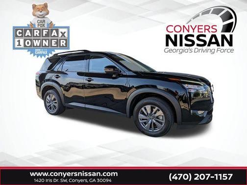 Super Black 2025 Nissan Pathfinder SV