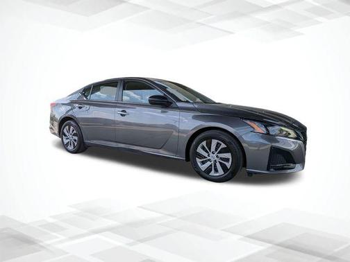 Gun Metallic 2025 Nissan Altima S