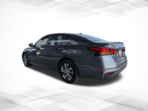 Gun Metallic 2025 Nissan Altima S