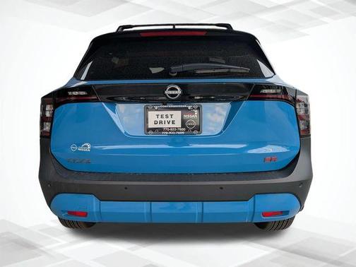 2t Ice Blk Roof 2025 Nissan Kicks SR