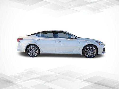 2024 Nissan Altima 2.5 SL