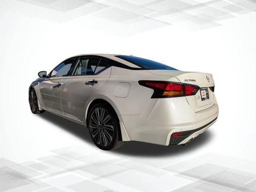 2024 Nissan Altima 2.5 SL