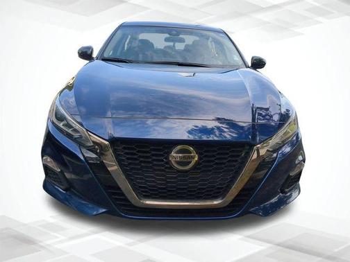 2021 Nissan Altima SR FWD