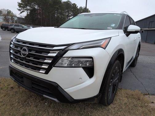 2024 Nissan Rogue Platinum