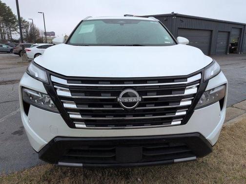 2024 Nissan Rogue Platinum