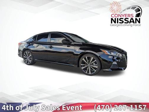 2022 Nissan Altima SR FWD