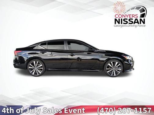 2022 Nissan Altima SR FWD