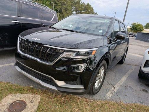 Aurora Black 2022 Kia Carnival LXS