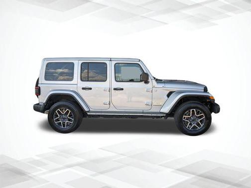 2024 Jeep Wrangler 4-Door Sahara 4x4