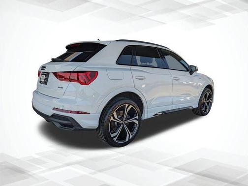 2024 Audi Q3 45 S line Premium Plus