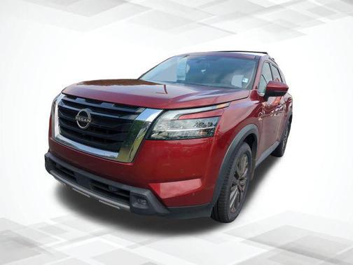 2022 Nissan Pathfinder SL 2WD