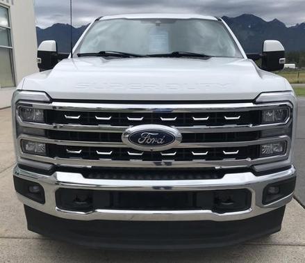 2023 Ford F-350 LARIAT SUPER DUTY