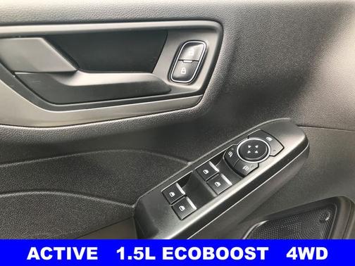 ICONIC SILVER METALLIC 2024 Ford Escape ACTIVE