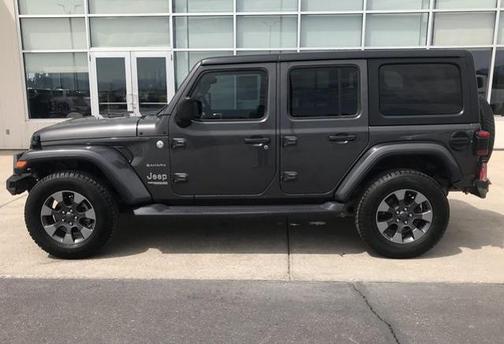 2018 Jeep Wrangler SAHARA
