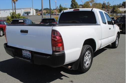 2015 Toyota Tacoma Base