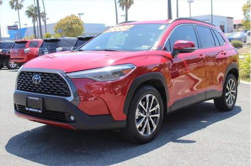 2023 Toyota Corolla Cross XLE