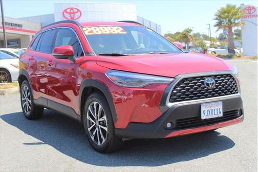 2024 Toyota Corolla Cross XLE