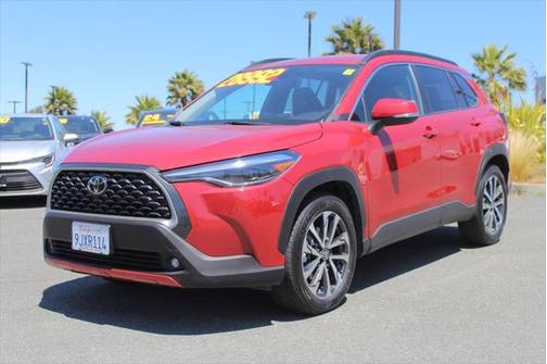 2024 Toyota Corolla Cross XLE