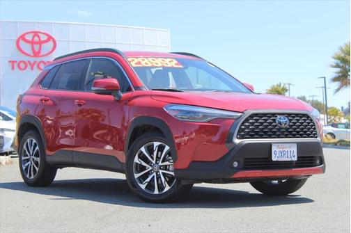 2024 Toyota Corolla Cross XLE