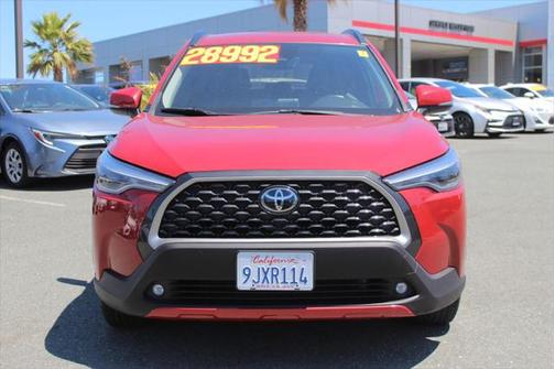 2024 Toyota Corolla Cross XLE