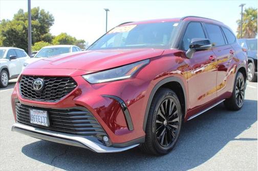2023 Toyota Highlander XSE