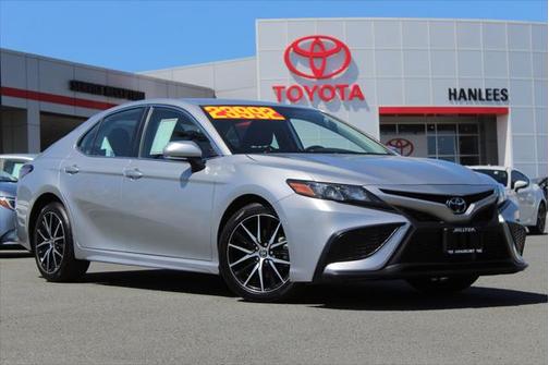 2022 Toyota Camry SE