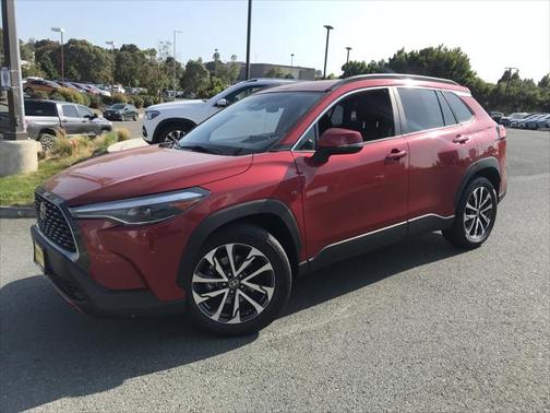 2023 Toyota Corolla Cross XLE