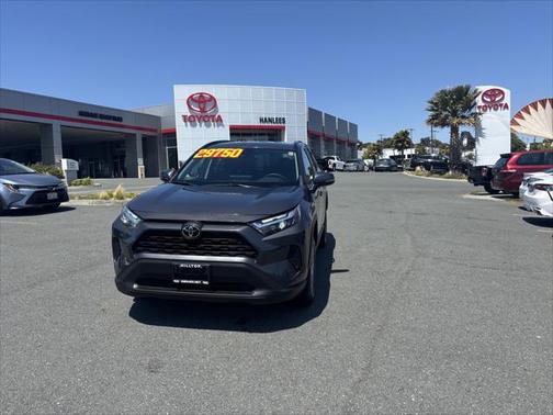 2023 Toyota RAV4 XLE