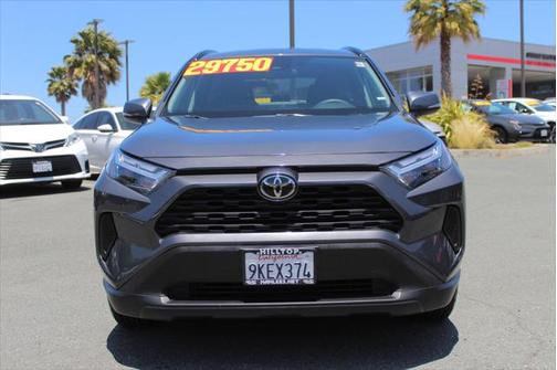 2024 Toyota RAV4 XLE
