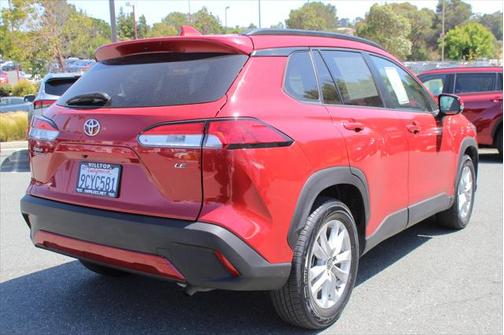 2022 Toyota Corolla Cross LE