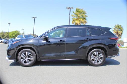 2024 Toyota Highlander XSE