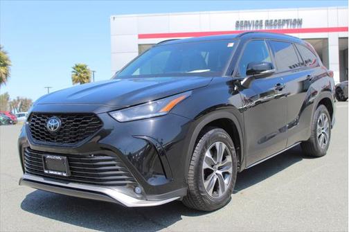 2024 Toyota Highlander XSE