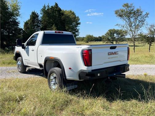 2024 GMC Sierra 3500 SLE