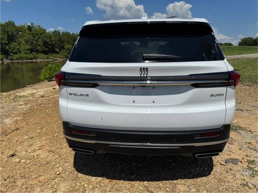 2025 Buick Enclave Preferred FWD