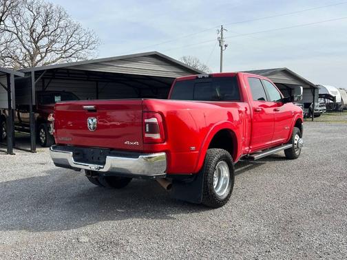 2021 RAM 3500 Laramie Crew Cab 4x4 8' Box