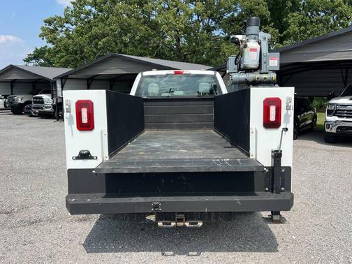 Oxford White 2022 Ford F-350 XL