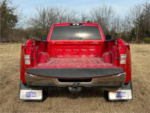 2023 RAM 3500 Tradesman Crew Cab 4x4 8' Box