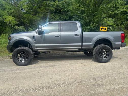 2022 Ford F-250 Platinum