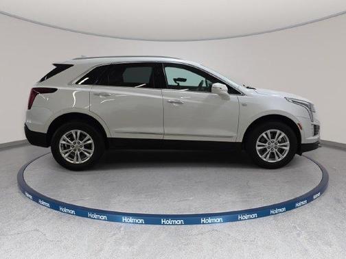 Crystal White Tri-Coat 2020 Cadillac XT5 Luxury