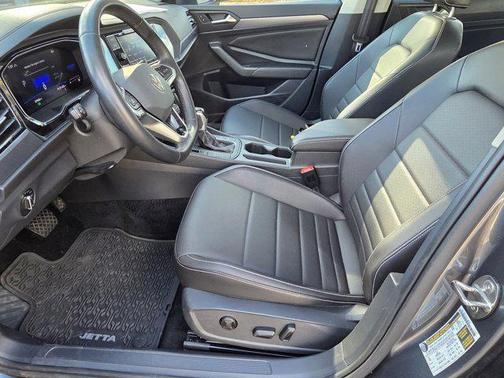 2023 Volkswagen Jetta 1.5T SE