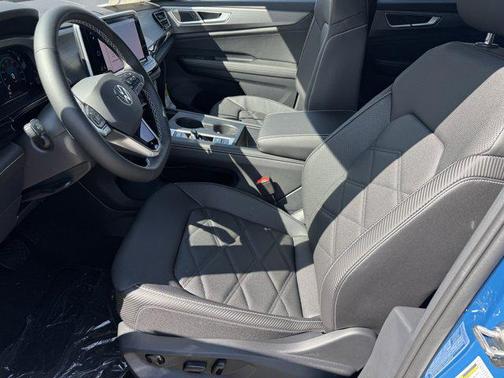 2026 Volkswagen Atlas Cross Sport 2.0T SE