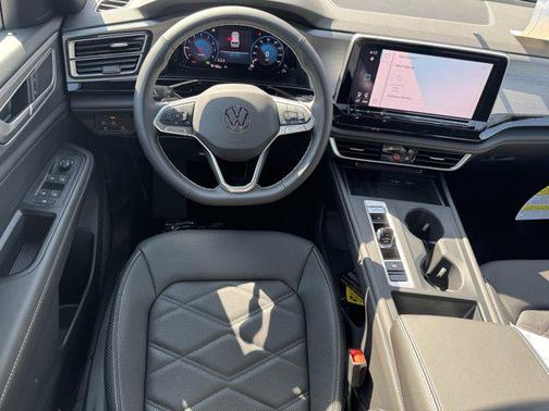 2026 Volkswagen Atlas Cross Sport 2.0T SE