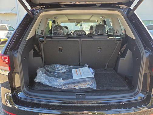 2026 Volkswagen Atlas 2.0T SEL Premium R-Line 4MOTION