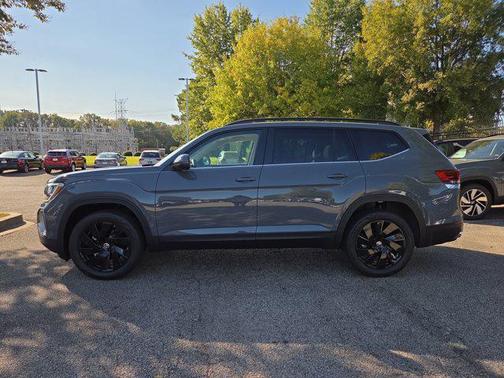 2026 Volkswagen Atlas 2.0T SE w/Technology 4MOTION