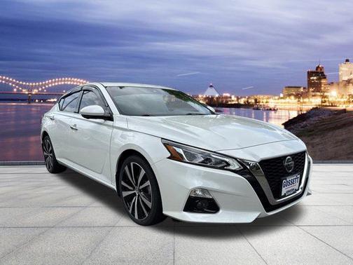 2022 Nissan Altima Platinum Intelligent AWD