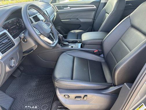 2023 Volkswagen Atlas 3.6L SE w/Technology